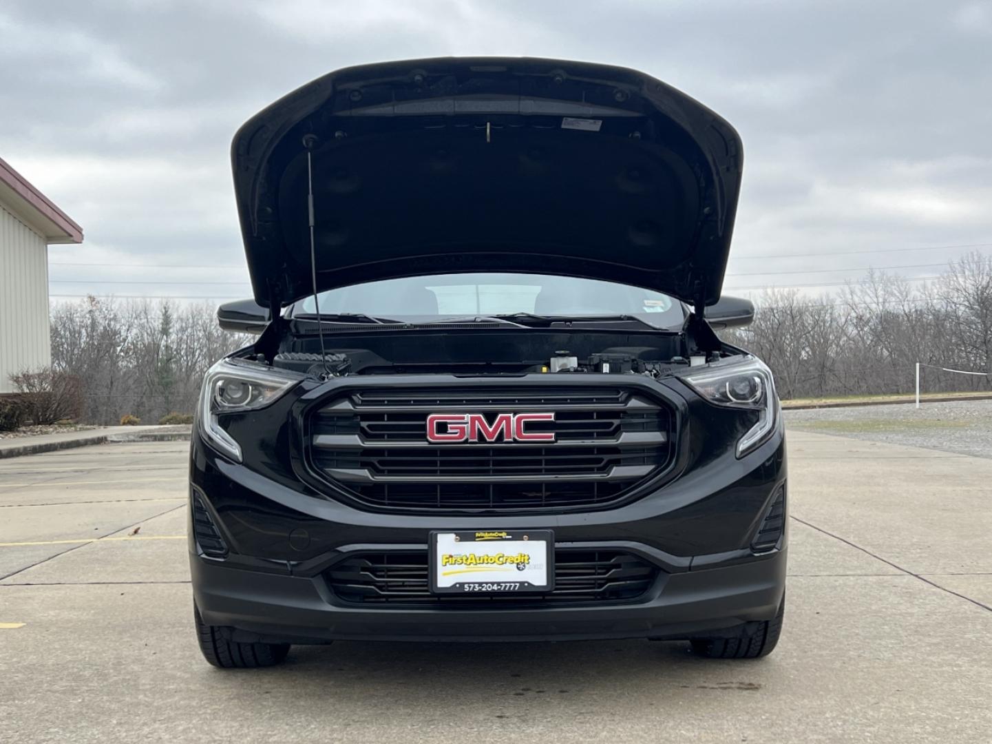 2021 BLACK /Black Cloth GMC TERRAIN SLE (3GKALMEV8ML) with an 1.5L engine, Automatic transmission, located at 2990 Old Orchard Rd., Jackson, MO, 63755, 37.354214, -89.612106 - Photo#34