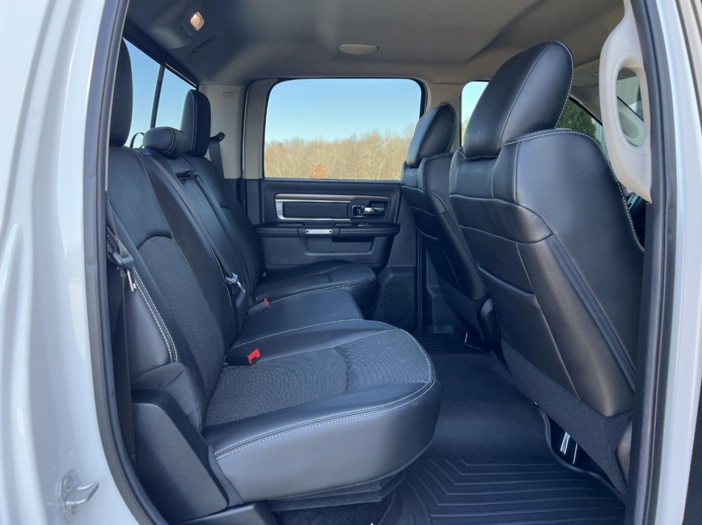 2014 WHITE /Black Leather RAM 3500 LARAMIE (3C63RPJL2EG) with an 6.7L engine, Automatic transmission, located at 2990 Old Orchard Rd., Jackson, MO, 63755, 37.354214, -89.612106 - Photo#20