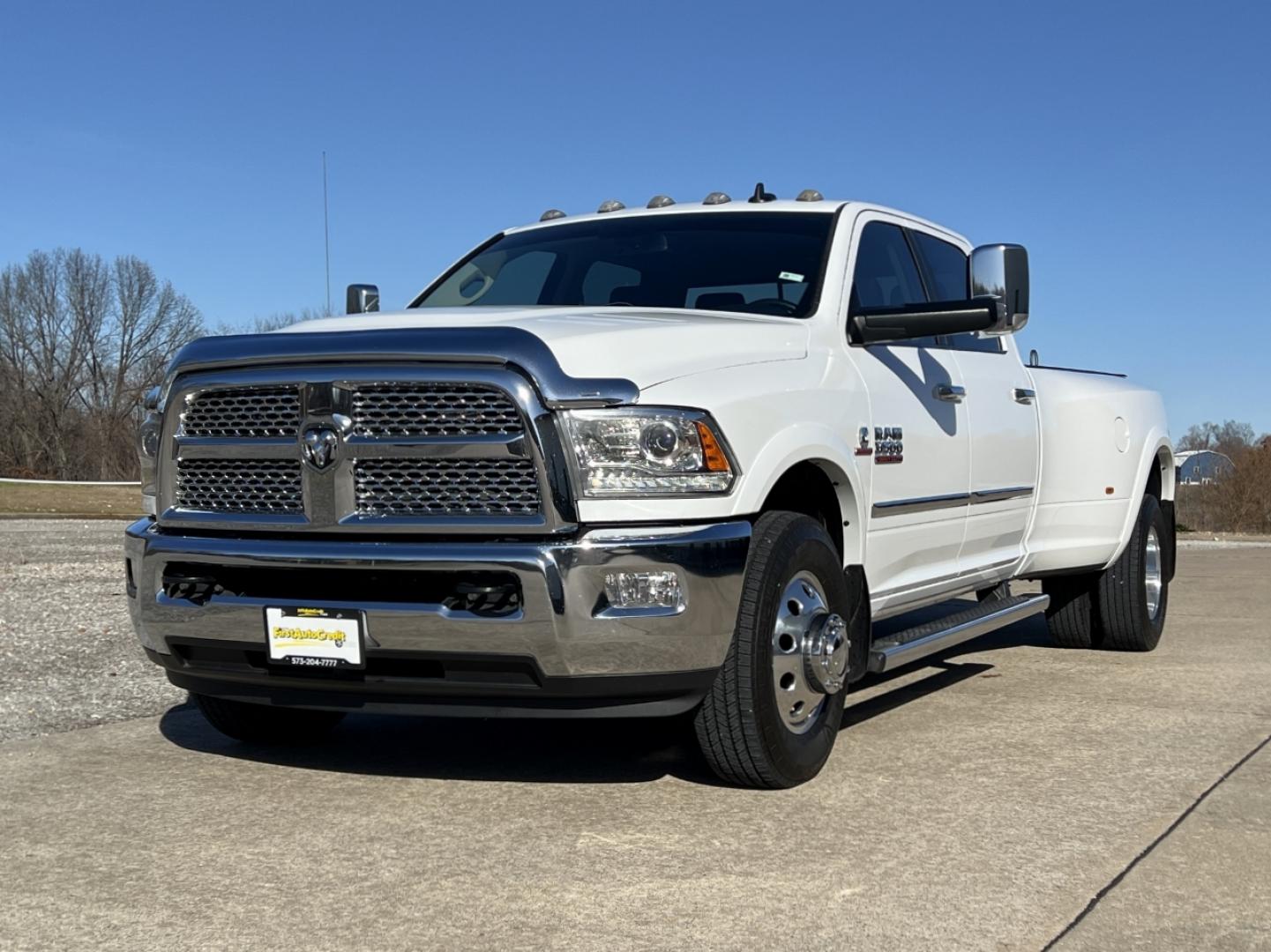 2014 WHITE /Black Leather RAM 3500 LARAMIE (3C63RPJL2EG) with an 6.7L engine, Automatic transmission, located at 2990 Old Orchard Rd., Jackson, MO, 63755, 37.354214, -89.612106 - Photo#8