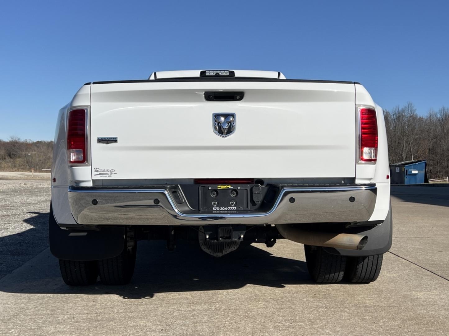 2014 WHITE /Black Leather RAM 3500 LARAMIE (3C63RPJL2EG) with an 6.7L engine, Automatic transmission, located at 2990 Old Orchard Rd., Jackson, MO, 63755, 37.354214, -89.612106 - Photo#13