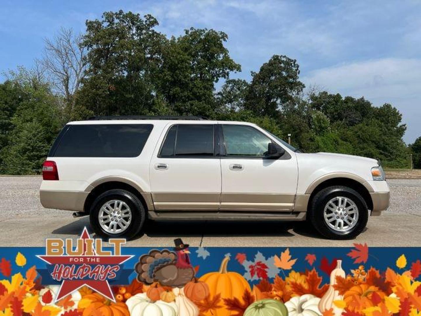 2012 WHITE /Tan FORD EXPEDITION EL XLT (1FMJK1J57CE) with an 5.4L engine, Automatic transmission, located at 2990 Old Orchard Rd., Jackson, MO, 63755, 37.354214, -89.612106 - Photo#7