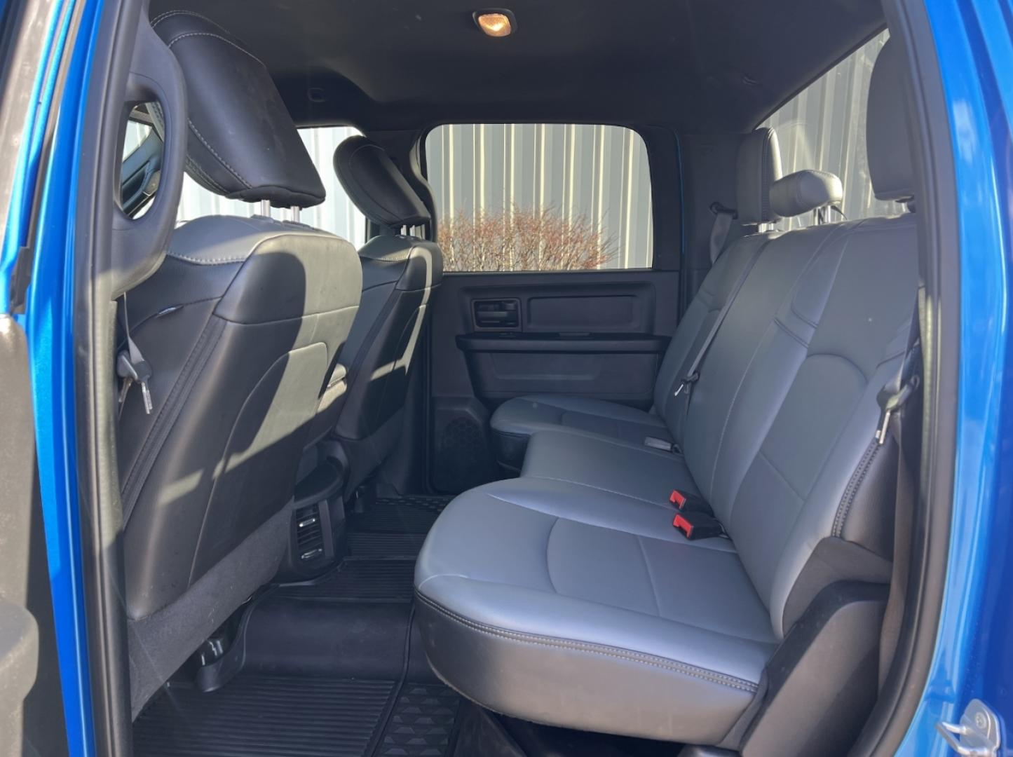 2021 BLUE /Gray Leather RAM 2500 TRADESMAN (3C6TR5CJ1MG) with an 6.4L engine, Automatic transmission, located at 2990 Old Orchard Rd., Jackson, MO, 63755, 37.354214, -89.612106 - Photo#15