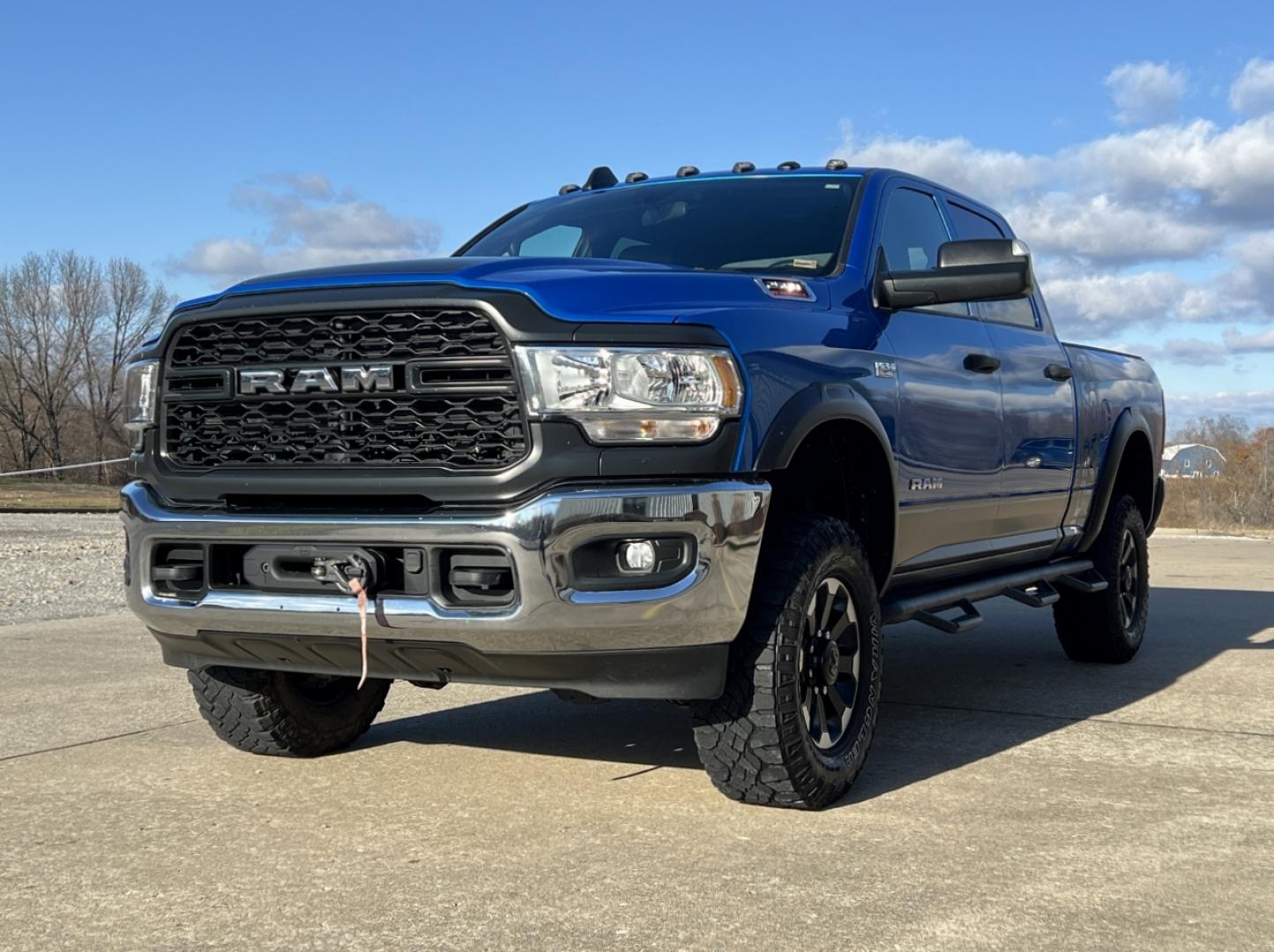 2021 BLUE /Gray Leather RAM 2500 TRADESMAN (3C6TR5CJ1MG) with an 6.4L engine, Automatic transmission, located at 2990 Old Orchard Rd., Jackson, MO, 63755, 37.354214, -89.612106 - Photo#4