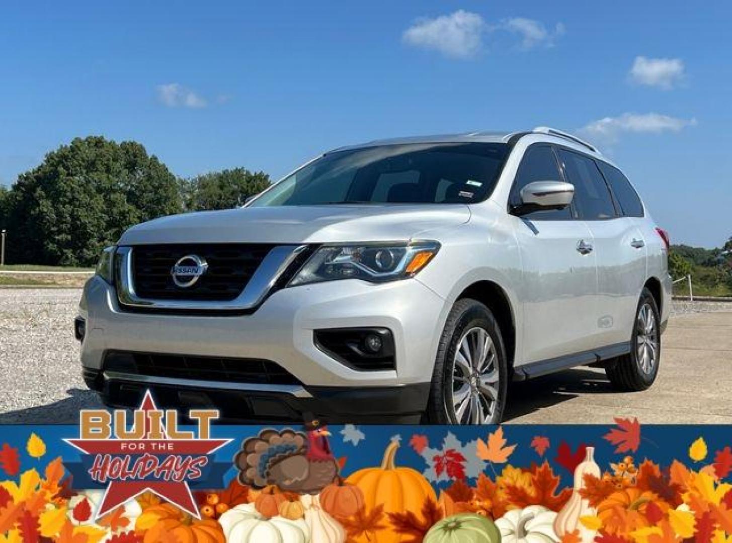 2018 SILVER /Black NISSAN PATHFINDER SL (5N1DR2MN1JC) with an 3.5L engine, Continuously Variable transmission, located at 2990 Old Orchard Rd., Jackson, MO, 63755, 37.354214, -89.612106 - Photo#8