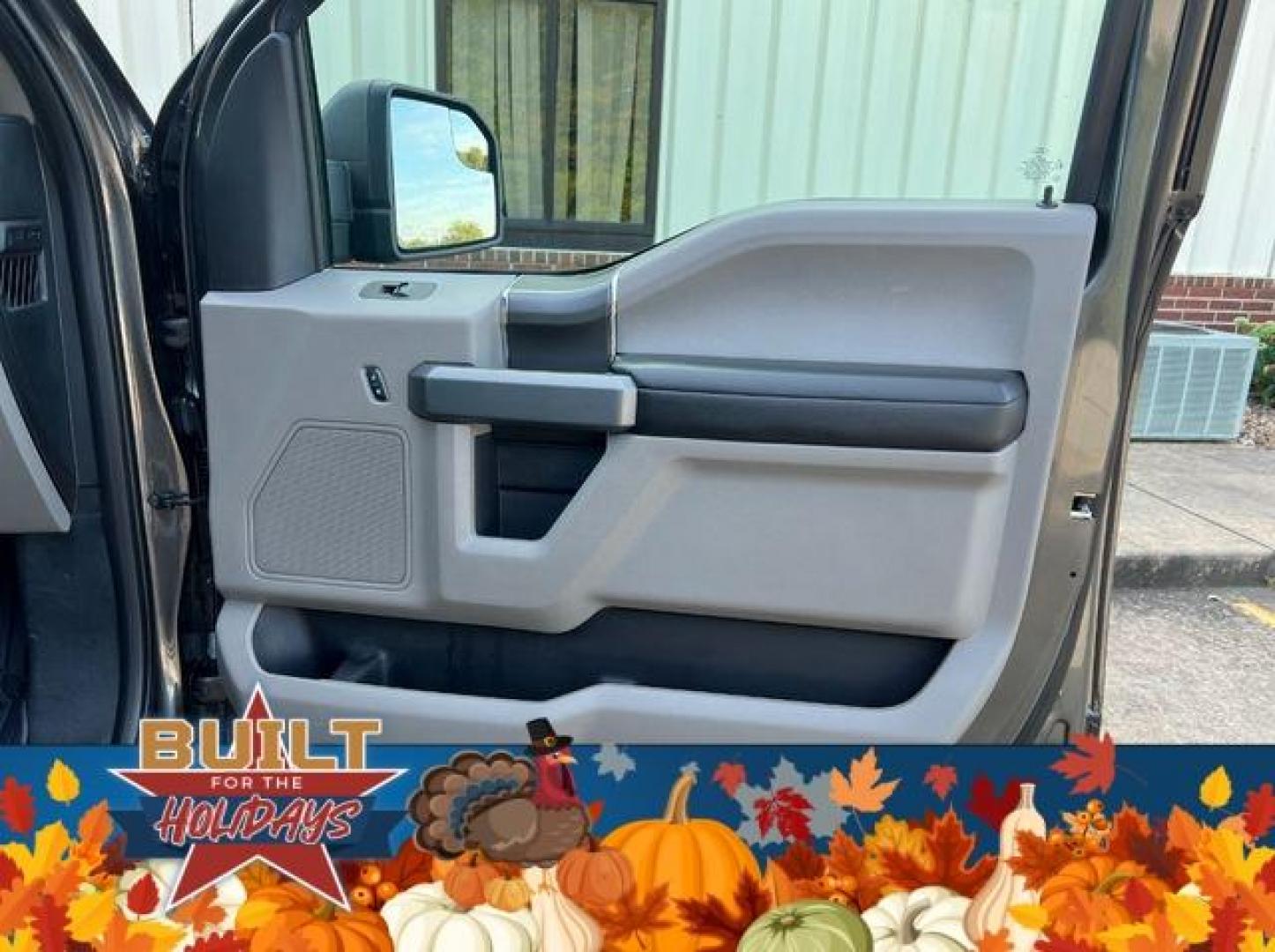 2018 GRAY /Gray FORD F150 XLT (1FTEW1CB8JF) with an 3.3L engine, Automatic transmission, located at 2990 Old Orchard Rd., Jackson, MO, 63755, 37.354214, -89.612106 - Photo#17