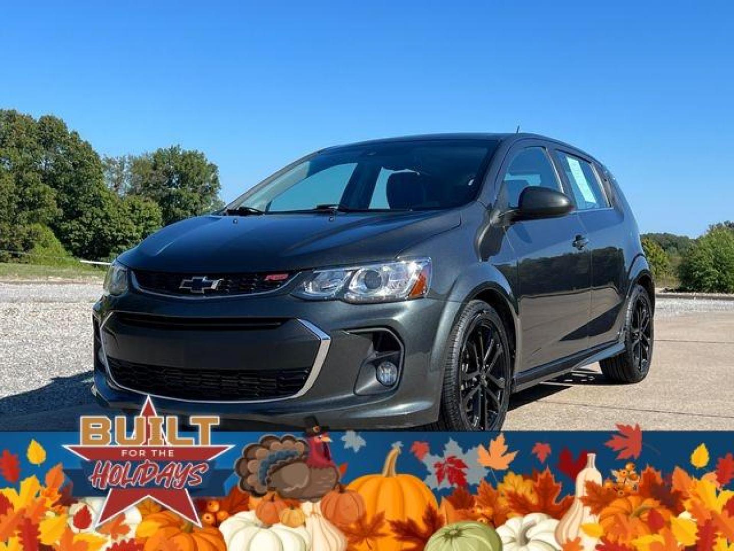 2020 GREY /Black CHEVROLET SONIC PREMIER (1G1JF6SB2L4) with an 1.4L engine, Automatic transmission, located at 2990 Old Orchard Rd., Jackson, MO, 63755, 37.354214, -89.612106 - Photo#6