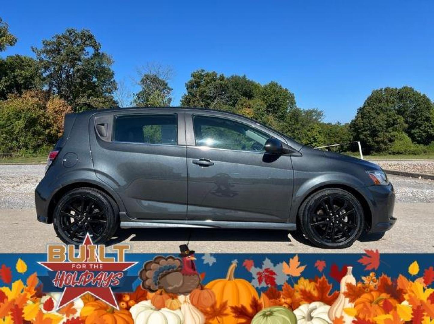 2020 GREY /Black CHEVROLET SONIC PREMIER (1G1JF6SB2L4) with an 1.4L engine, Automatic transmission, located at 2990 Old Orchard Rd., Jackson, MO, 63755, 37.354214, -89.612106 - Photo#8