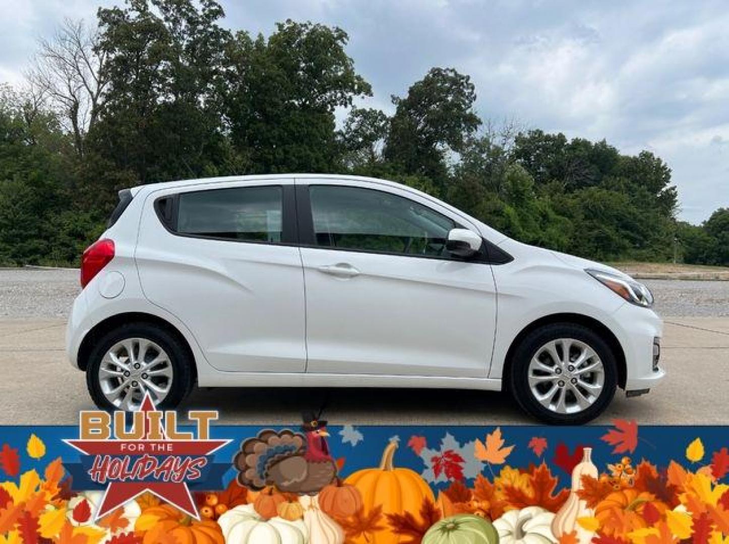 2021 WHITE /Black CHEVROLET SPARK 1LT (KL8CD6SA8MC) with an 1.4L engine, Continuously Variable transmission, located at 2990 Old Orchard Rd., Jackson, MO, 63755, 37.354214, -89.612106 - Photo#5