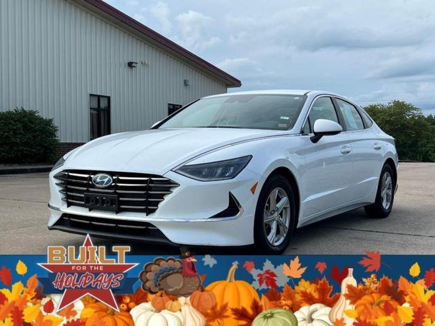 2020 WHITE /Gray HYUNDAI SONATA SE (5NPEG4JA1LH) with an 2.5L engine, Automatic transmission, located at 2990 Old Orchard Rd., Jackson, MO, 63755, 37.354214, -89.612106 - Photo#3