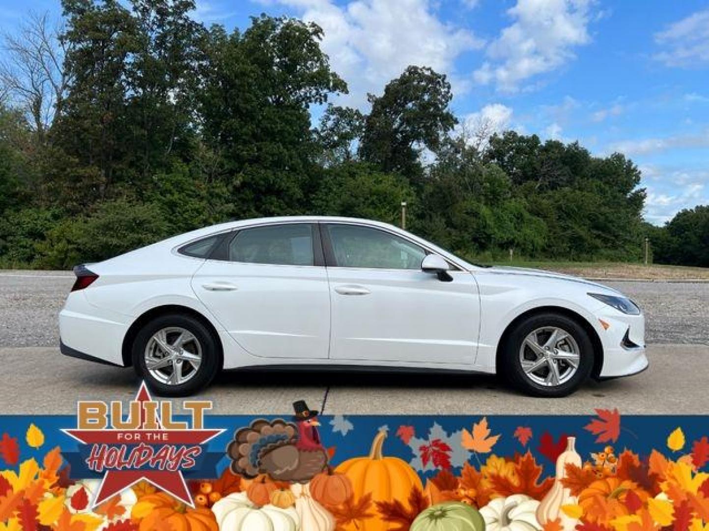 2020 WHITE /Gray HYUNDAI SONATA SE (5NPEG4JA1LH) with an 2.5L engine, Automatic transmission, located at 2990 Old Orchard Rd., Jackson, MO, 63755, 37.354214, -89.612106 - Photo#5