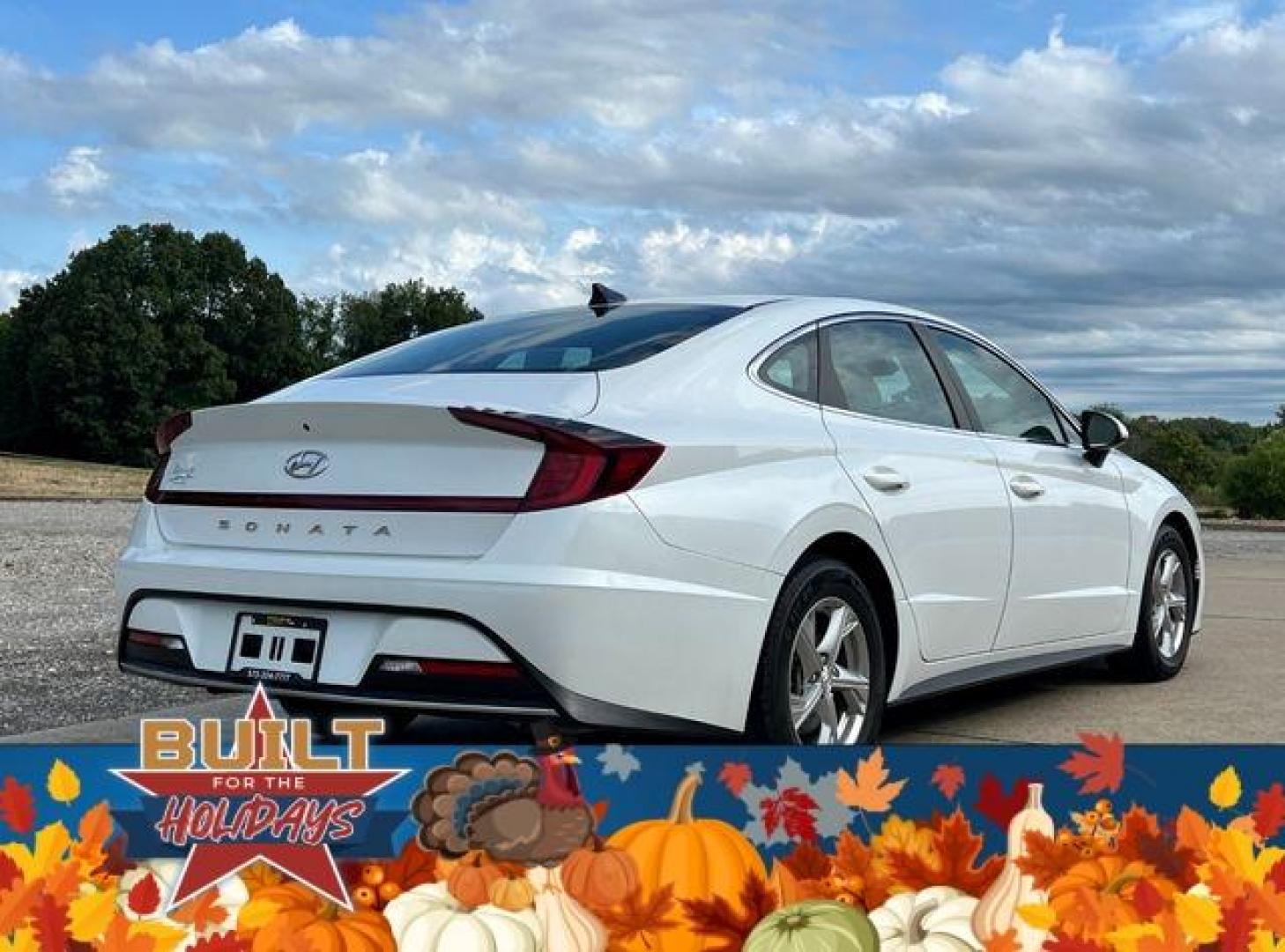 2020 WHITE /Gray HYUNDAI SONATA SE (5NPEG4JA1LH) with an 2.5L engine, Automatic transmission, located at 2990 Old Orchard Rd., Jackson, MO, 63755, 37.354214, -89.612106 - Photo#6