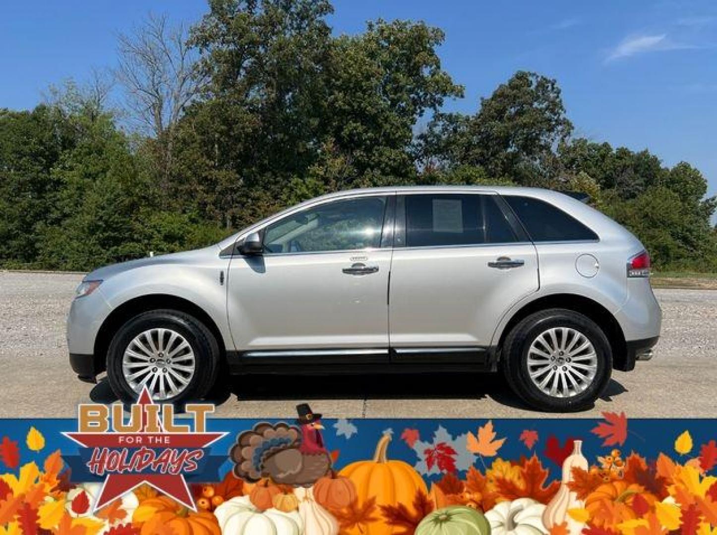 2013 SILVER /Black LINCOLN MKX (2LMDJ8JK6DB) with an 3.7L engine, Automatic transmission, located at 2990 Old Orchard Rd., Jackson, MO, 63755, 37.354214, -89.612106 - Photo#6