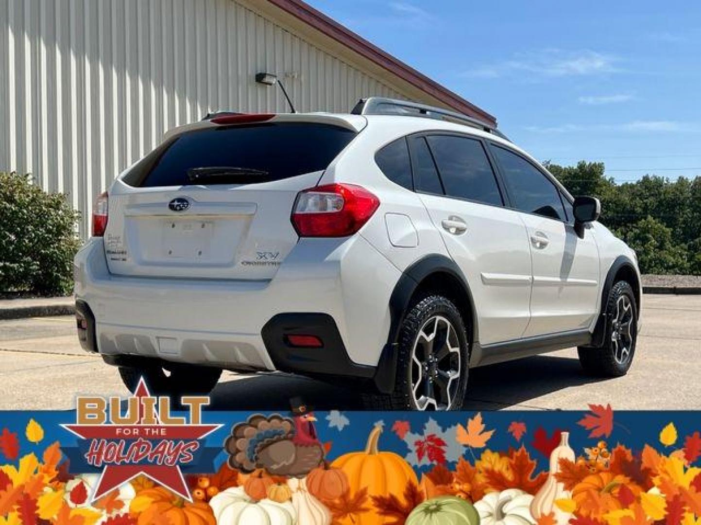 2014 WHITE /Tan SUBARU XV CROSSTREK 2.0 PREMIUM (JF2GPACC5E8) with an 2.0L engine, Continuously Variable transmission, located at 2990 Old Orchard Rd., Jackson, MO, 63755, 37.354214, -89.612106 - Photo#6