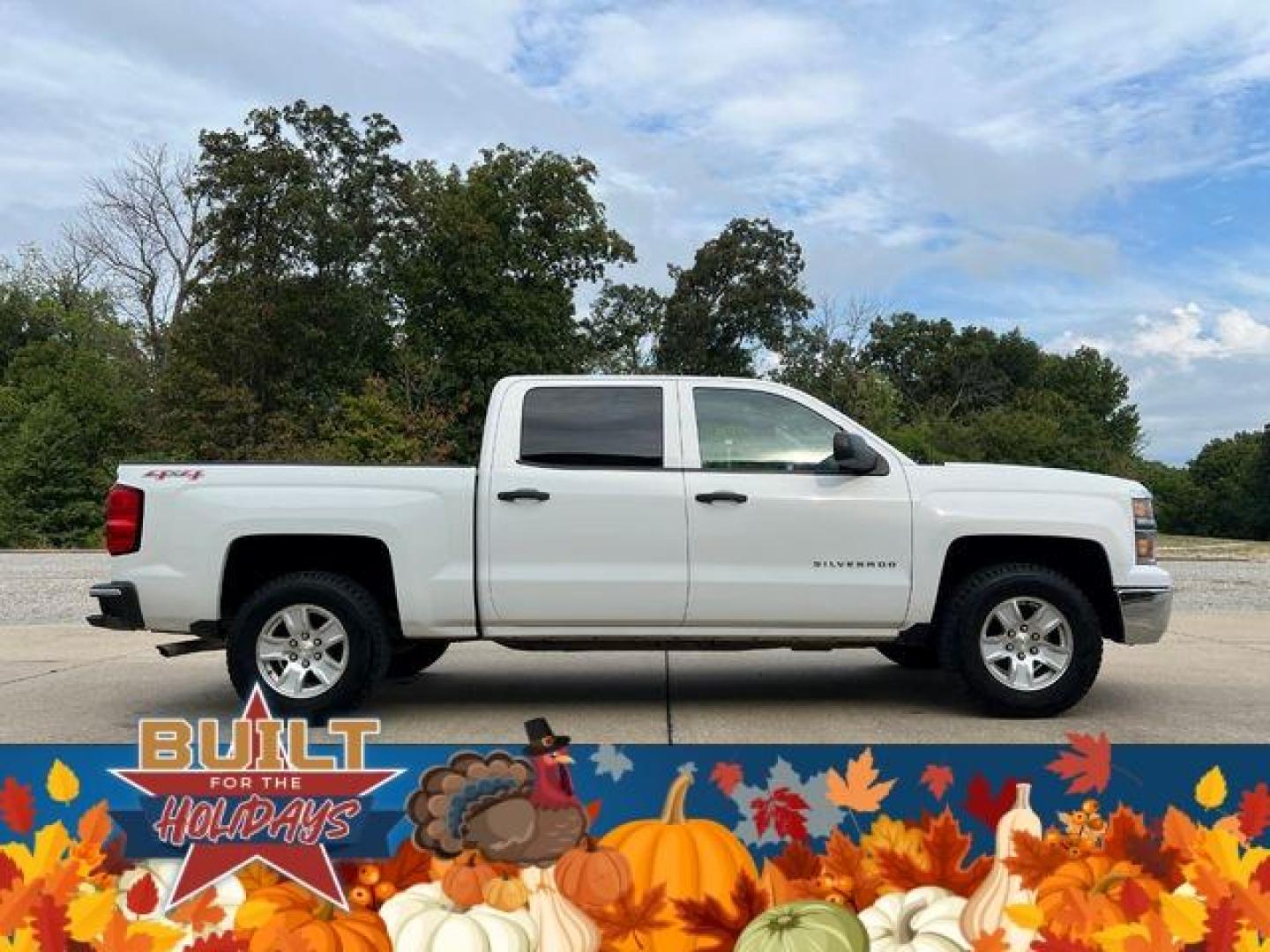 2014 WHITE /Black CHEVROLET SILVERADO 1500 LT (3GCUKREH8EG) with an 4.3L engine, Automatic transmission, located at 2990 Old Orchard Rd., Jackson, MO, 63755, 37.354214, -89.612106 - Photo#5