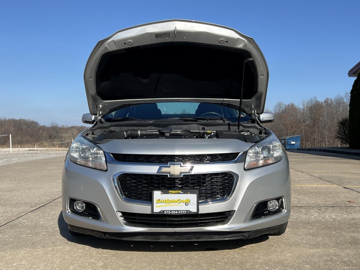 2014 SILVER /Black/Gray Cloth/Leather CHEVROLET MALIBU 2LT (1G11E5SL3EF) with an 2.5L engine, Automatic transmission, located at 2990 Old Orchard Rd., Jackson, MO, 63755, 37.354214, -89.612106 - Photo#30