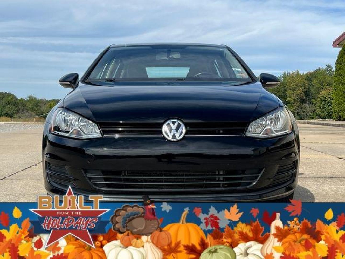 2017 BLACK /Gray VOLKSWAGEN GOLF S (3VW217AUXHM) with an 1.8L engine, Automatic transmission, located at 2990 Old Orchard Rd., Jackson, MO, 63755, 37.354214, -89.612106 - Photo#9