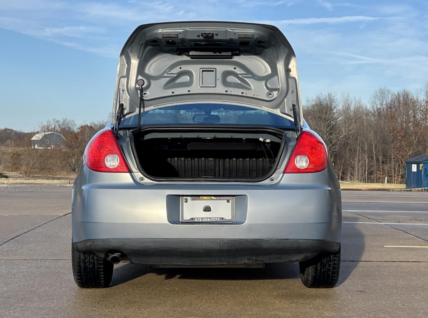 2009 GREY /Tan Cloth Pontiac G6 Sedan (1G2ZG57B694) with an 2.4L 4 Cyl. engine, 4-Speed Automatic Overdrive transmission, located at 2990 Old Orchard Rd., Jackson, MO, 63755, 37.354214, -89.612106 - 2009 Pontiac G6 Only 48xxx miles Front Wheel Drive 2.4L 4 Cyl. Automatic Cruise Power Windows/Locks/Mirrors We have financing available and we accept trades! Fill out a credit application on our website or come by today! If you have any questions, give us a call at (573) 204-7777 or vi - Photo#15