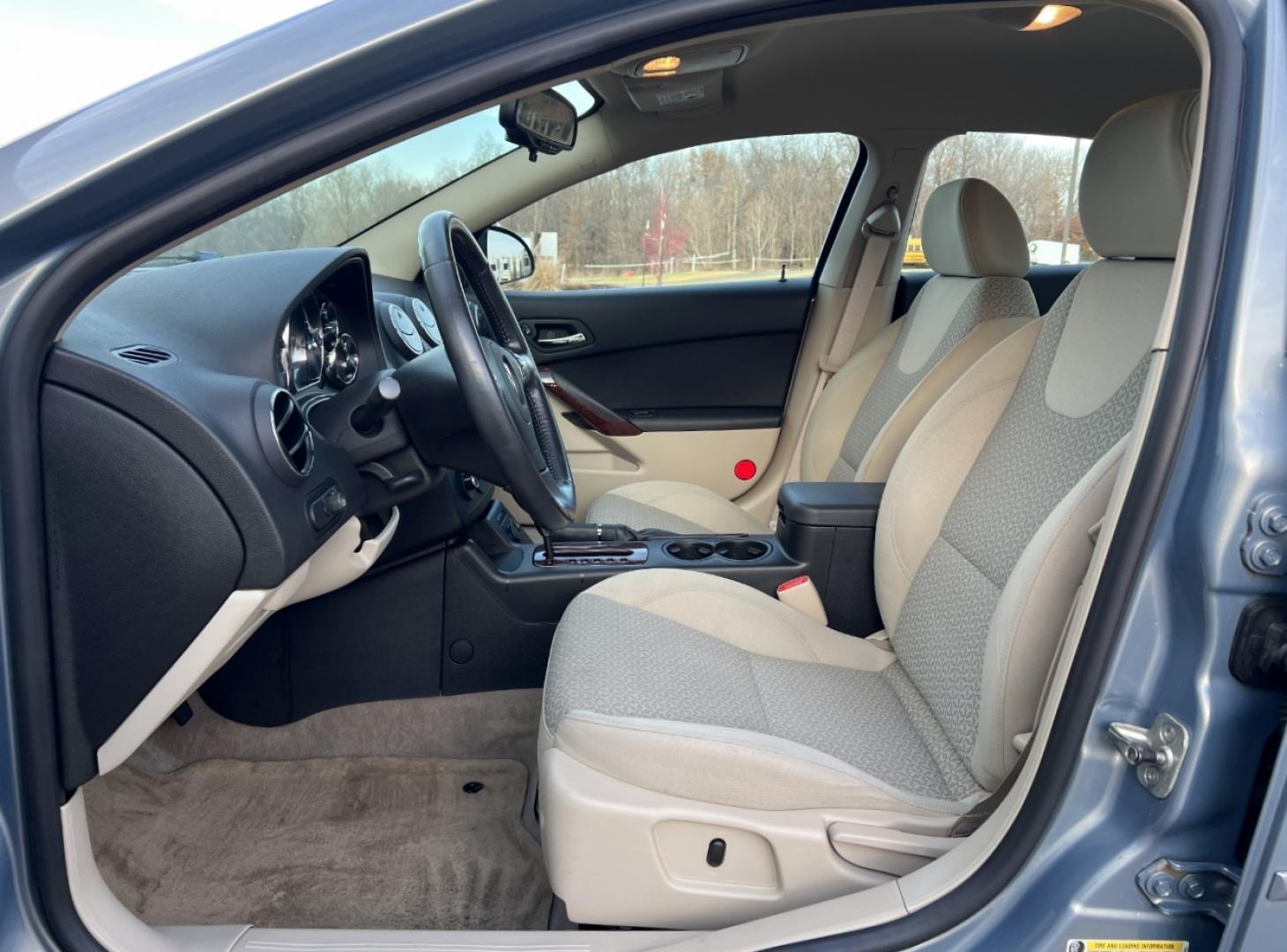 2009 GREY /Tan Cloth Pontiac G6 Sedan (1G2ZG57B694) with an 2.4L 4 Cyl. engine, 4-Speed Automatic Overdrive transmission, located at 2990 Old Orchard Rd., Jackson, MO, 63755, 37.354214, -89.612106 - 2009 Pontiac G6 Only 48xxx miles Front Wheel Drive 2.4L 4 Cyl. Automatic Cruise Power Windows/Locks/Mirrors We have financing available and we accept trades! Fill out a credit application on our website or come by today! If you have any questions, give us a call at (573) 204-7777 or vi - Photo#10