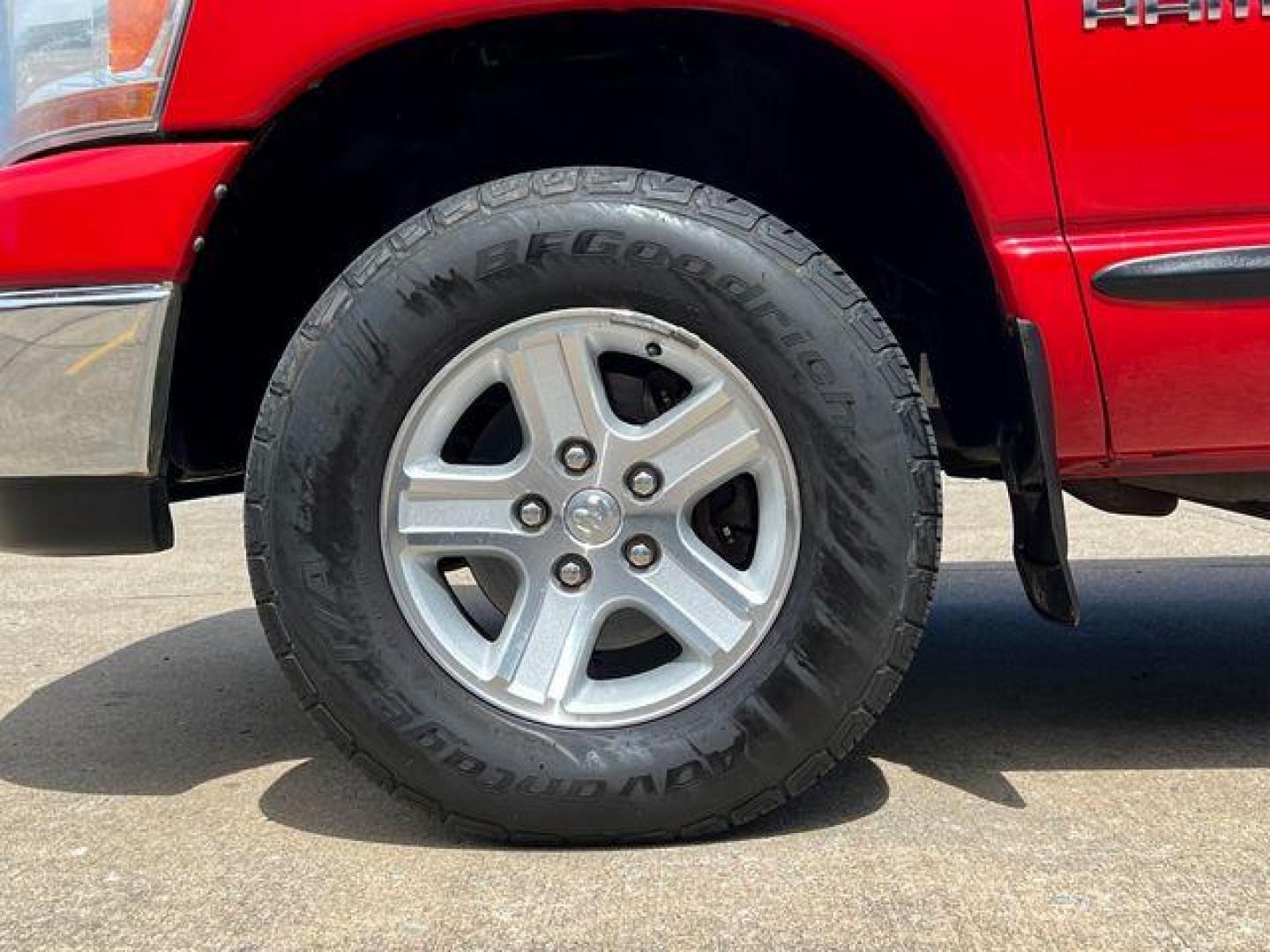 2006 RED /Tan DODGE RAM 1500 ST (1D7HU18236S) with an 5.7L engine, Automatic transmission, located at 2990 Old Orchard Rd., Jackson, MO, 63755, 37.354214, -89.612106 - Photo#31