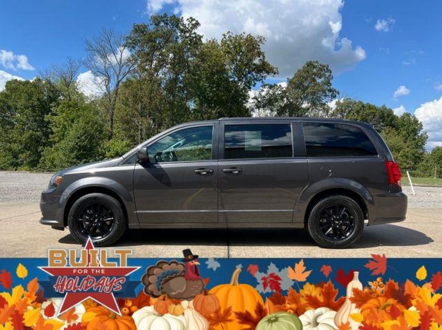 2020 GREY /Black DODGE GRAND CARAVAN SE (2C4RDGBG4LR) with an 3.6L engine, Automatic transmission, located at 2990 Old Orchard Rd., Jackson, MO, 63755, 37.354214, -89.612106 - Photo#6