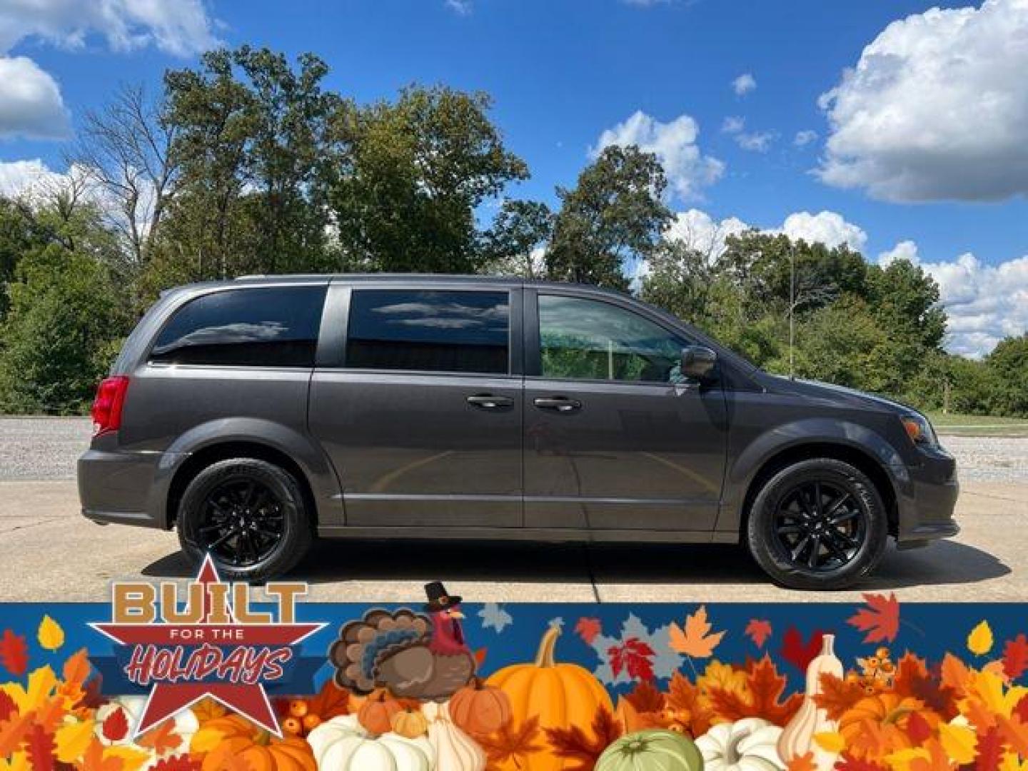 2020 GREY /Black DODGE GRAND CARAVAN SE (2C4RDGBG4LR) with an 3.6L engine, Automatic transmission, located at 2990 Old Orchard Rd., Jackson, MO, 63755, 37.354214, -89.612106 - Photo#7