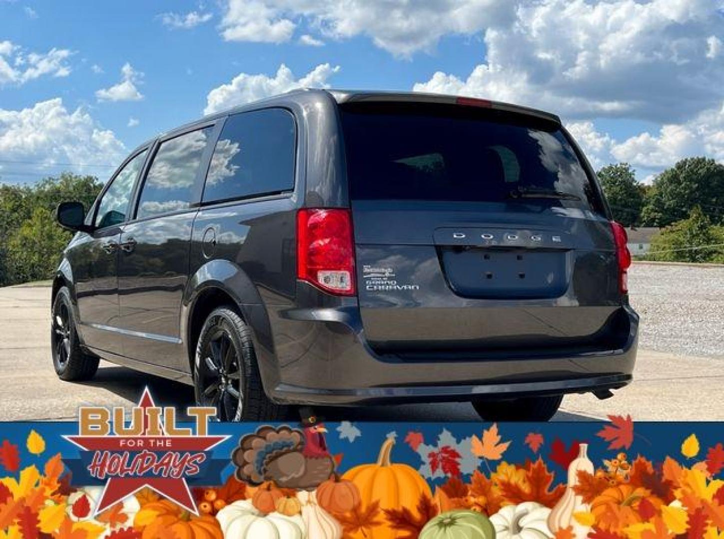 2020 GREY /Black DODGE GRAND CARAVAN SE (2C4RDGBG4LR) with an 3.6L engine, Automatic transmission, located at 2990 Old Orchard Rd., Jackson, MO, 63755, 37.354214, -89.612106 - Photo#9