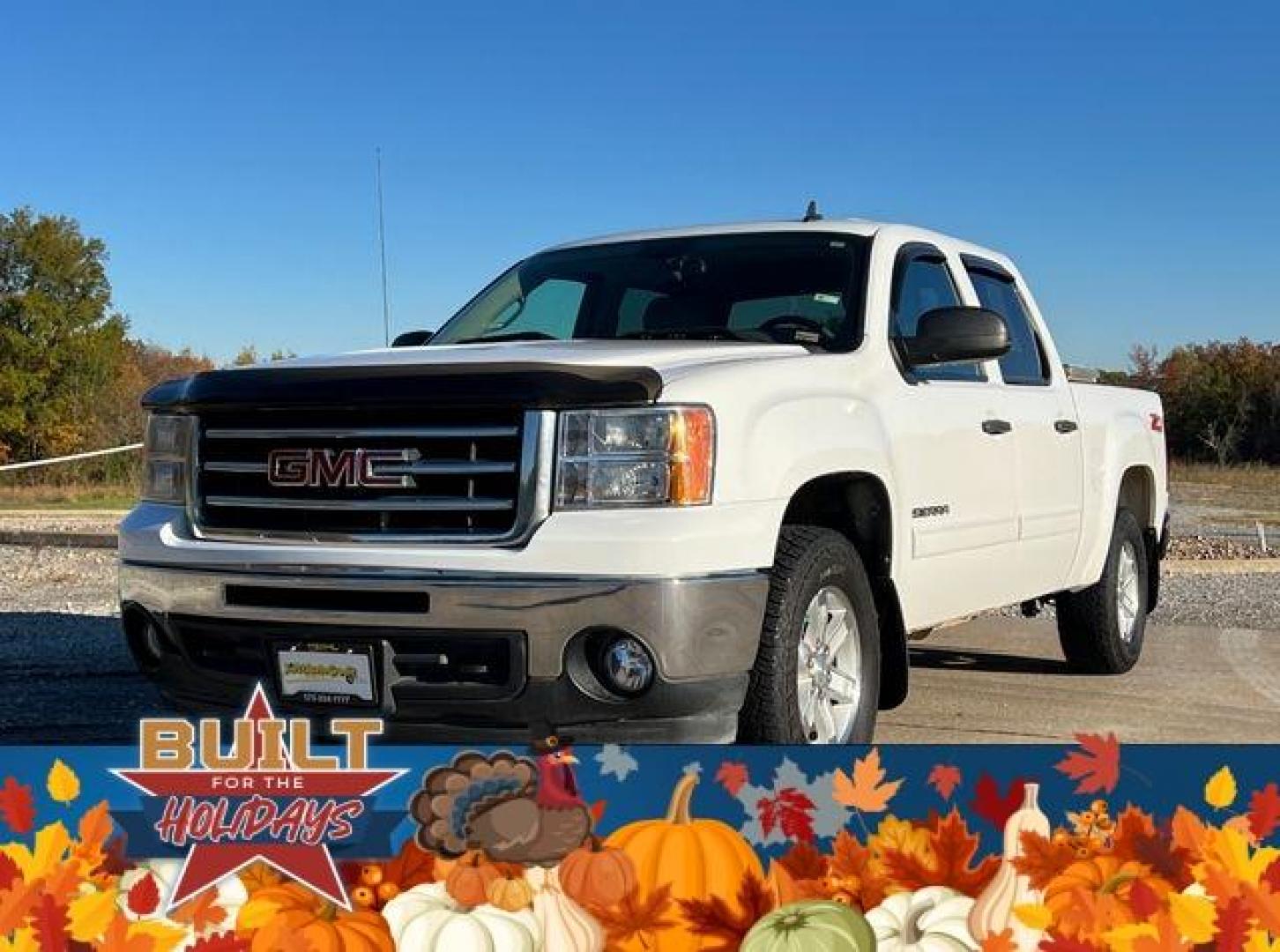 2013 WHITE /Gray GMC SIERRA 1500 SLE (3GTP2VE72DG) with an 5.3L engine, Automatic transmission, located at 2990 Old Orchard Rd., Jackson, MO, 63755, 37.354214, -89.612106 - Photo#5