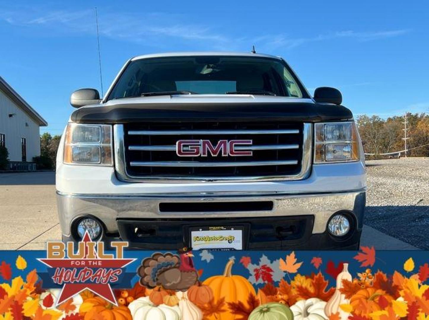 2013 WHITE /Gray GMC SIERRA 1500 SLE (3GTP2VE72DG) with an 5.3L engine, Automatic transmission, located at 2990 Old Orchard Rd., Jackson, MO, 63755, 37.354214, -89.612106 - Photo#11