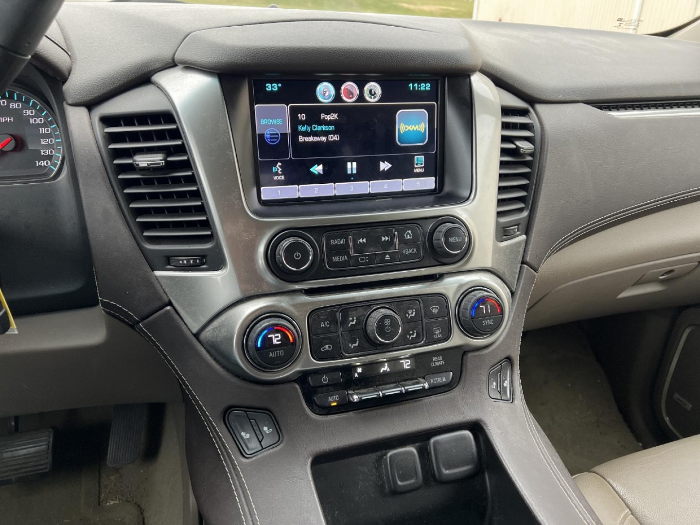 2015 GREY /Tan Leather CHEVROLET TAHOE 1500 LT (1GNSKBKC6FR) with an 5.3L engine, Automatic transmission, located at 2990 Old Orchard Rd., Jackson, MO, 63755, 37.354214, -89.612106 - Photo#3