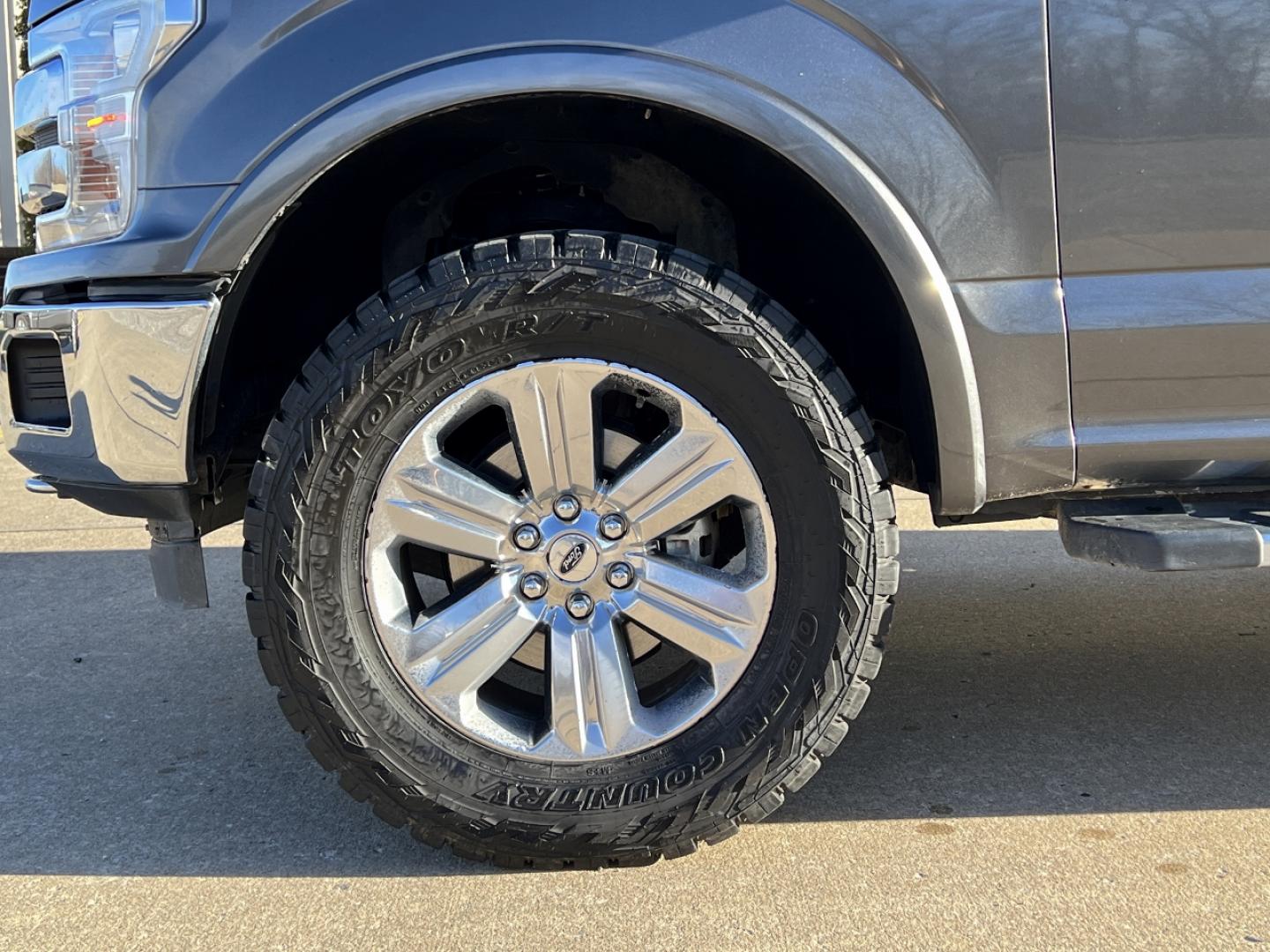 2018 GREY /Black FORD F150 LARIAT (1FTEW1EG5JK) with an 3.5L engine, Automatic transmission, located at 2990 Old Orchard Rd., Jackson, MO, 63755, 37.354214, -89.612106 - Photo#44