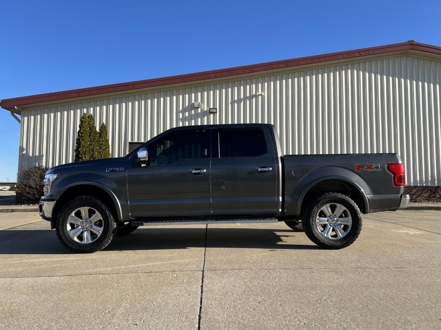 2018 GREY /Black FORD F150 LARIAT (1FTEW1EG5JK) with an 3.5L engine, Automatic transmission, located at 2990 Old Orchard Rd., Jackson, MO, 63755, 37.354214, -89.612106 - Photo#10