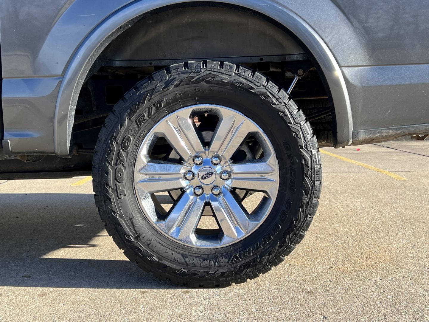 2018 GREY /Black FORD F150 LARIAT (1FTEW1EG5JK) with an 3.5L engine, Automatic transmission, located at 2990 Old Orchard Rd., Jackson, MO, 63755, 37.354214, -89.612106 - Photo#46