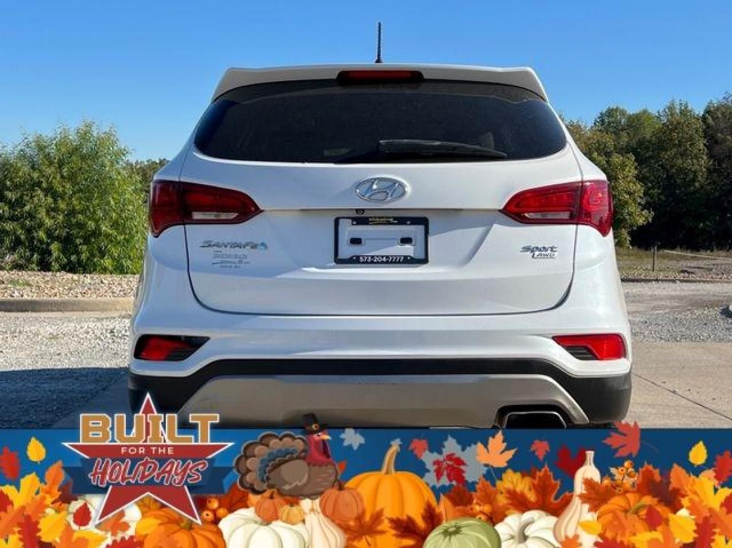 2018 WHITE /Tan HYUNDAI SANTA FE SPORT (5NMZTDLB2JH) with an 2.4L engine, Automatic transmission, located at 2990 Old Orchard Rd., Jackson, MO, 63755, 37.354214, -89.612106 - Photo#8